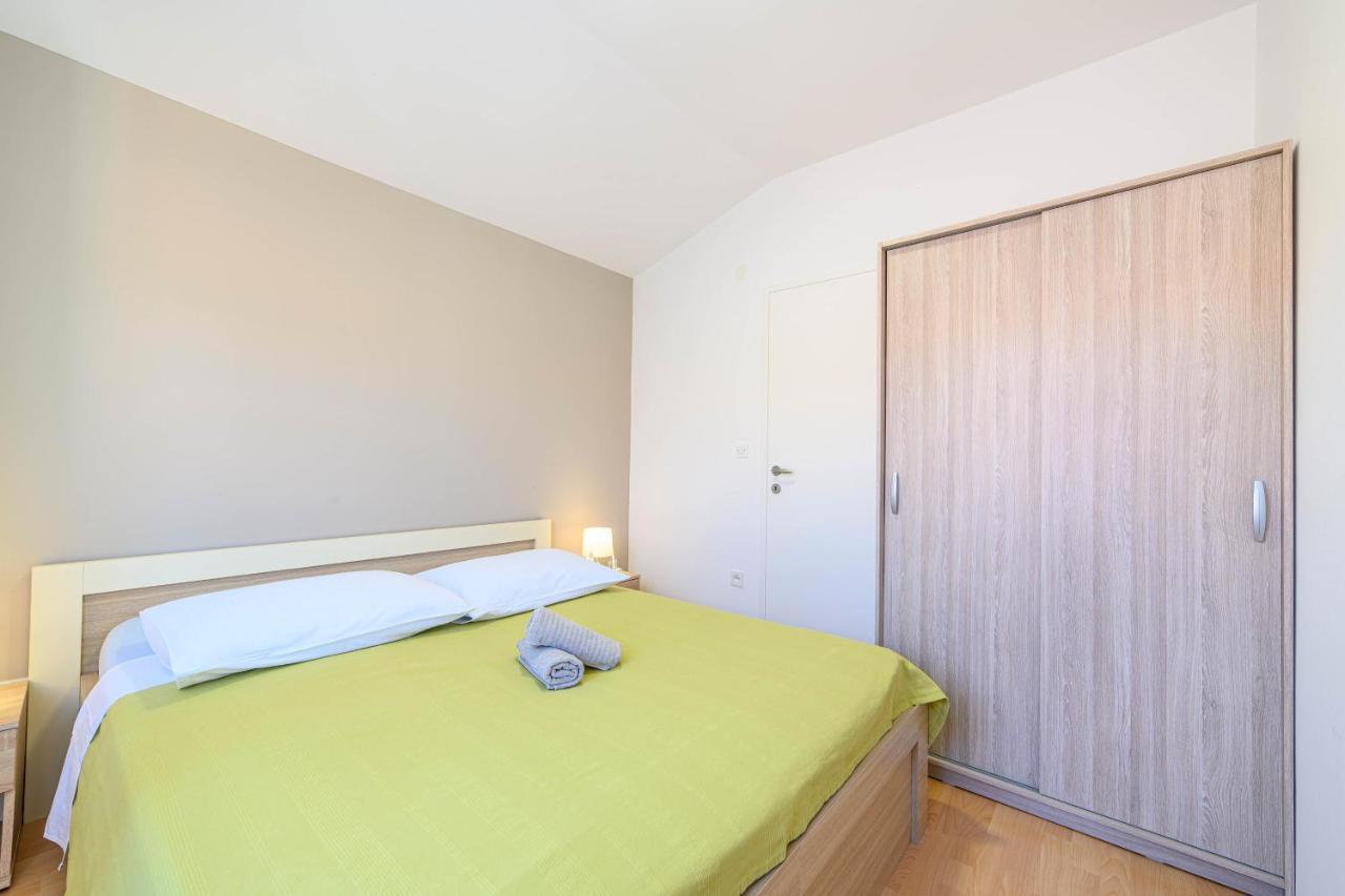 Apartman Maslina 希贝尼克 外观 照片