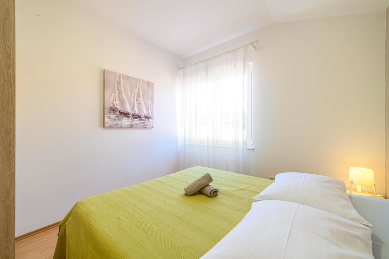 Apartman Maslina 希贝尼克 外观 照片